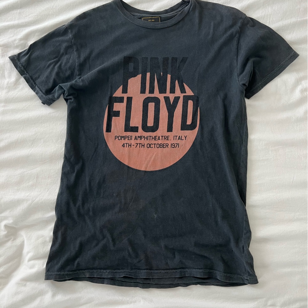 Retrobrand band tee